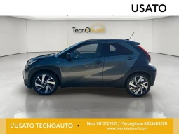 TOYOTA AYGO X LOUNGE AIR BENZINA GREEN USATO NOLA AVELLINO pieno