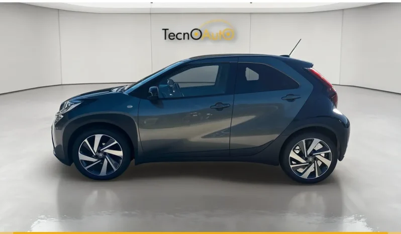 TOYOTA AYGO X LOUNGE AIR BENZINA GREEN USATO NOLA AVELLINO pieno