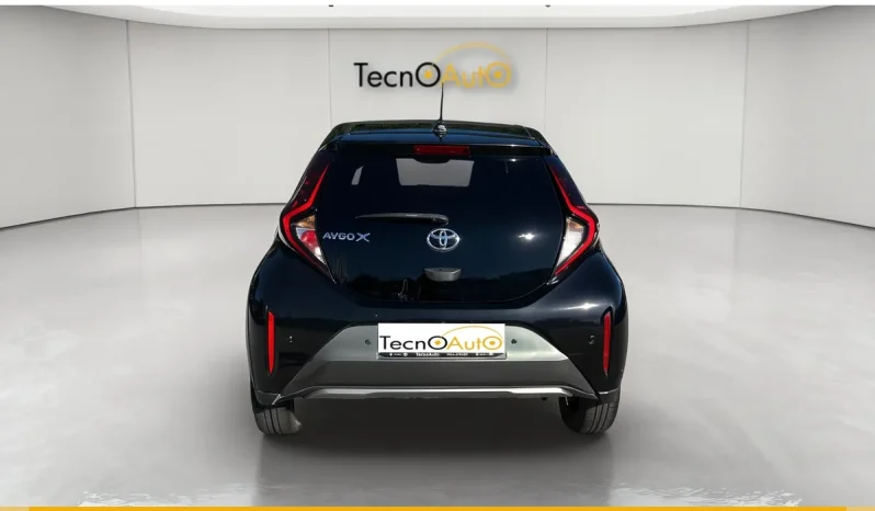 TOYOTA AYGO X LOUNGE AIR BENZINA GREEN USATO NOLA AVELLINO pieno