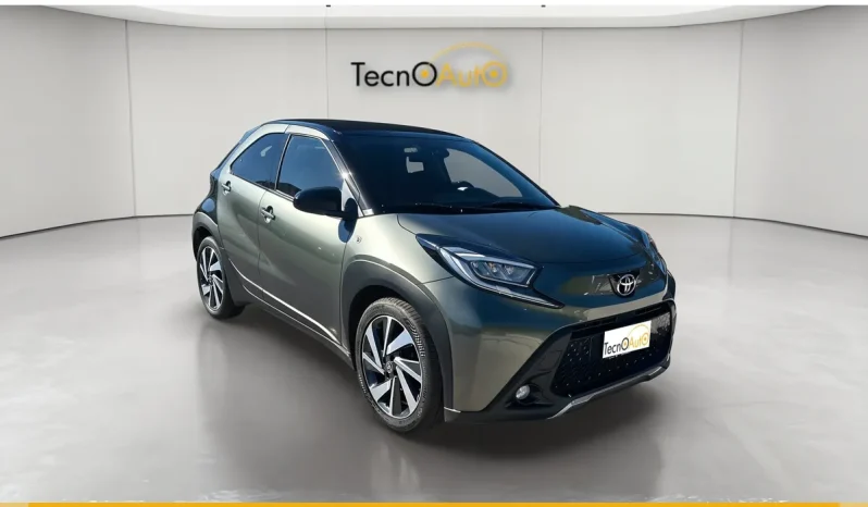 TOYOTA AYGO X LOUNGE AIR BENZINA GREEN USATO NOLA AVELLINO pieno