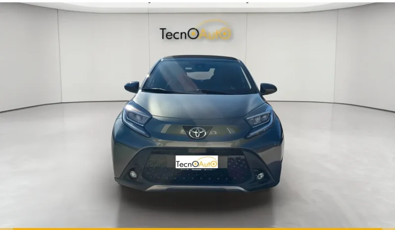 TOYOTA AYGO X LOUNGE AIR BENZINA GREEN USATO NOLA AVELLINO pieno