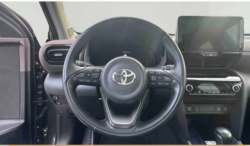 TOYOTA YARIS CROSS LOUNGE DARK GREY USATO NOLA AVELLINO pieno