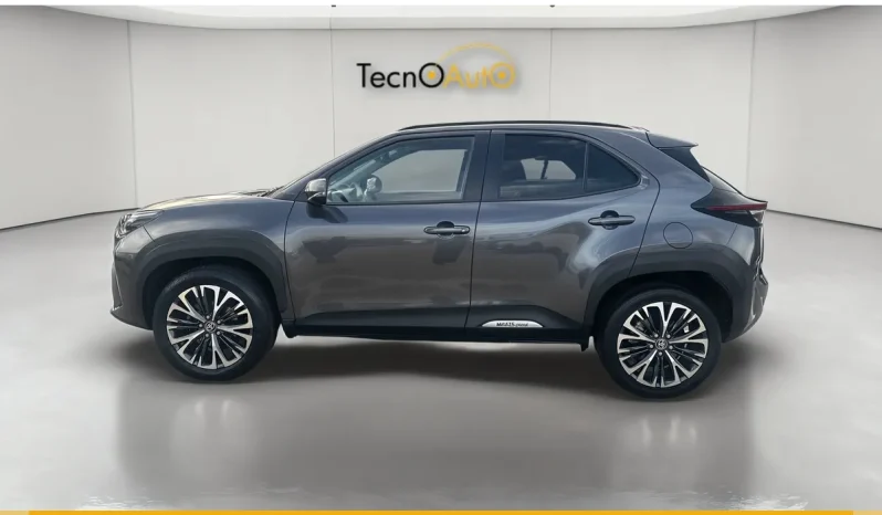 TOYOTA YARIS CROSS LOUNGE DARK GREY USATO NOLA AVELLINO pieno