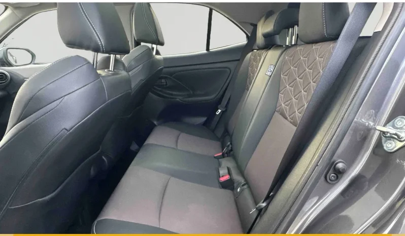 TOYOTA YARIS CROSS LOUNGE DARK GREY USATO NOLA AVELLINO pieno