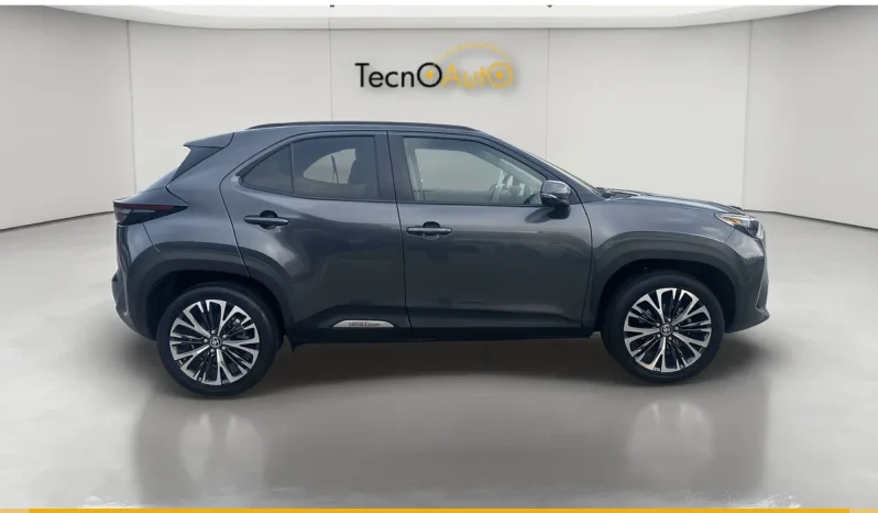 TOYOTA YARIS CROSS LOUNGE DARK GREY USATO NOLA AVELLINO pieno