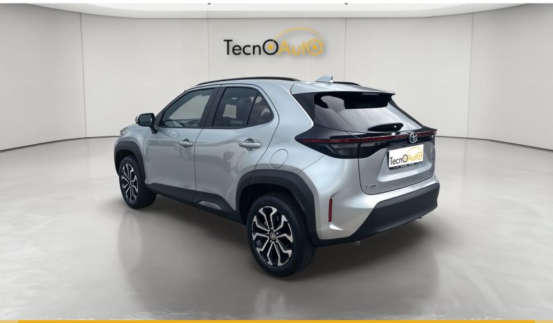 TOYOTA YARIS CROSS TREND 1.5 HYBRID SILVER USATO NOLA AVELLINO pieno