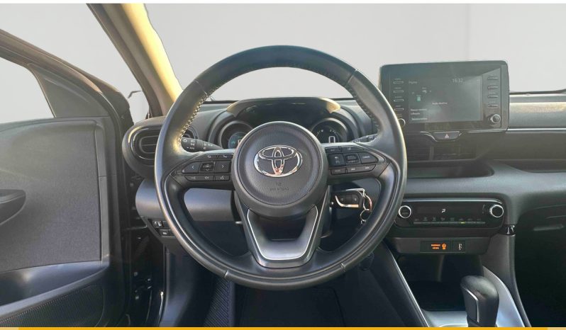 TOYOTA YARIS TREND 1.5 HYBRID BLACK MET USATO NOLA AVELLINO pieno