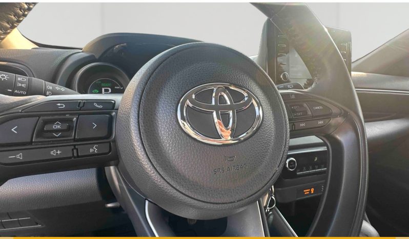 TOYOTA YARIS TREND 1.5 HYBRID BLACK MET USATO NOLA AVELLINO pieno