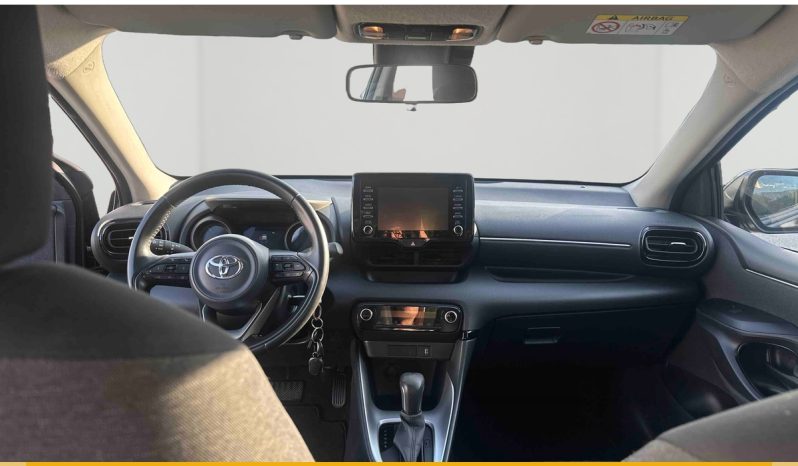 TOYOTA YARIS TREND 1.5 HYBRID BLACK MET USATO NOLA AVELLINO pieno